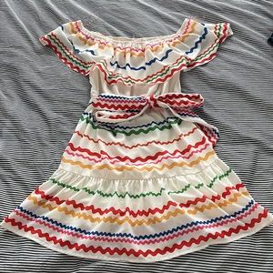 Colorful off the shoulder dress - womens M.  NEVER WORN